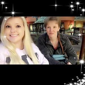 Meet your Posher, Ewa